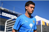 国足利好！澳大利亚主力中卫重伤 过去三战打满全场